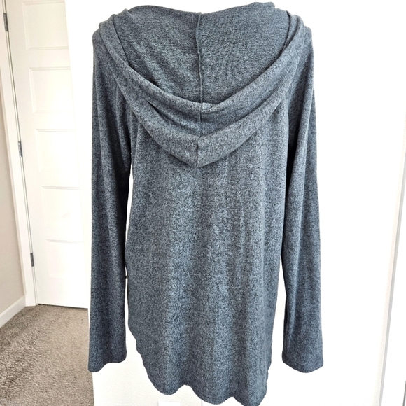 NWT!!! American Eagle Outfitters Gray Hooded Lace-Up Women's Top Size M - Picture 3 of 8